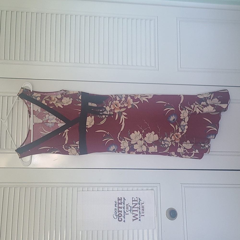 Asymmetrical dress, floral, great for parties